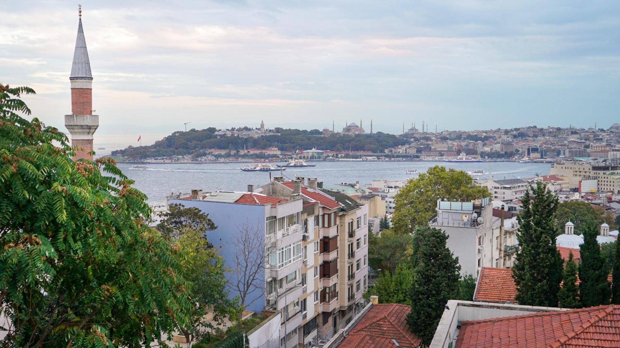 Fragments Hotel Istanbul Exterior photo