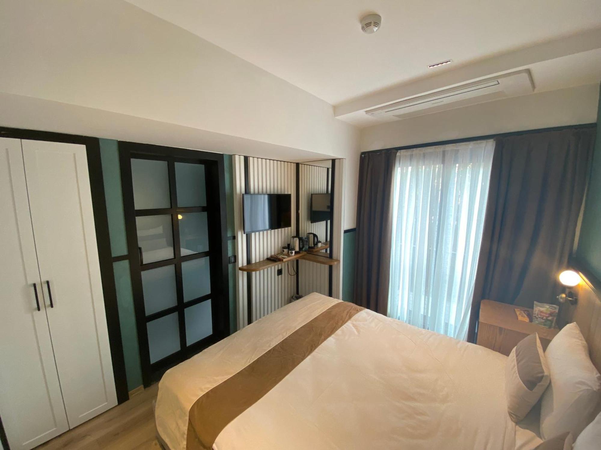 Fragments Hotel Istanbul Exterior photo